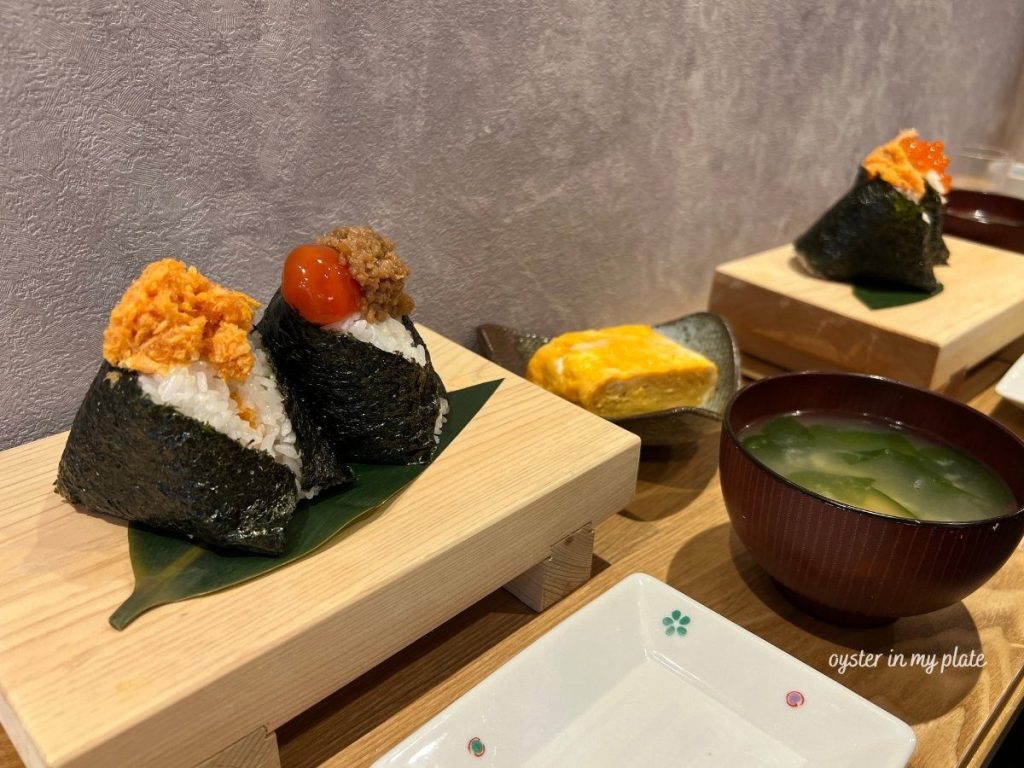 오사카에서 먹은 오니기리, 간편하고 맛있는 일본 전통 주먹밥.